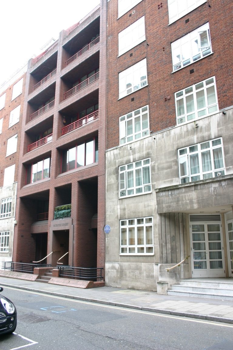 Florence Nightingale's home, London - 01.JPG